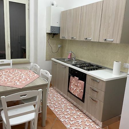Casa Emilia 2 Appartamento Napoli Esterno foto