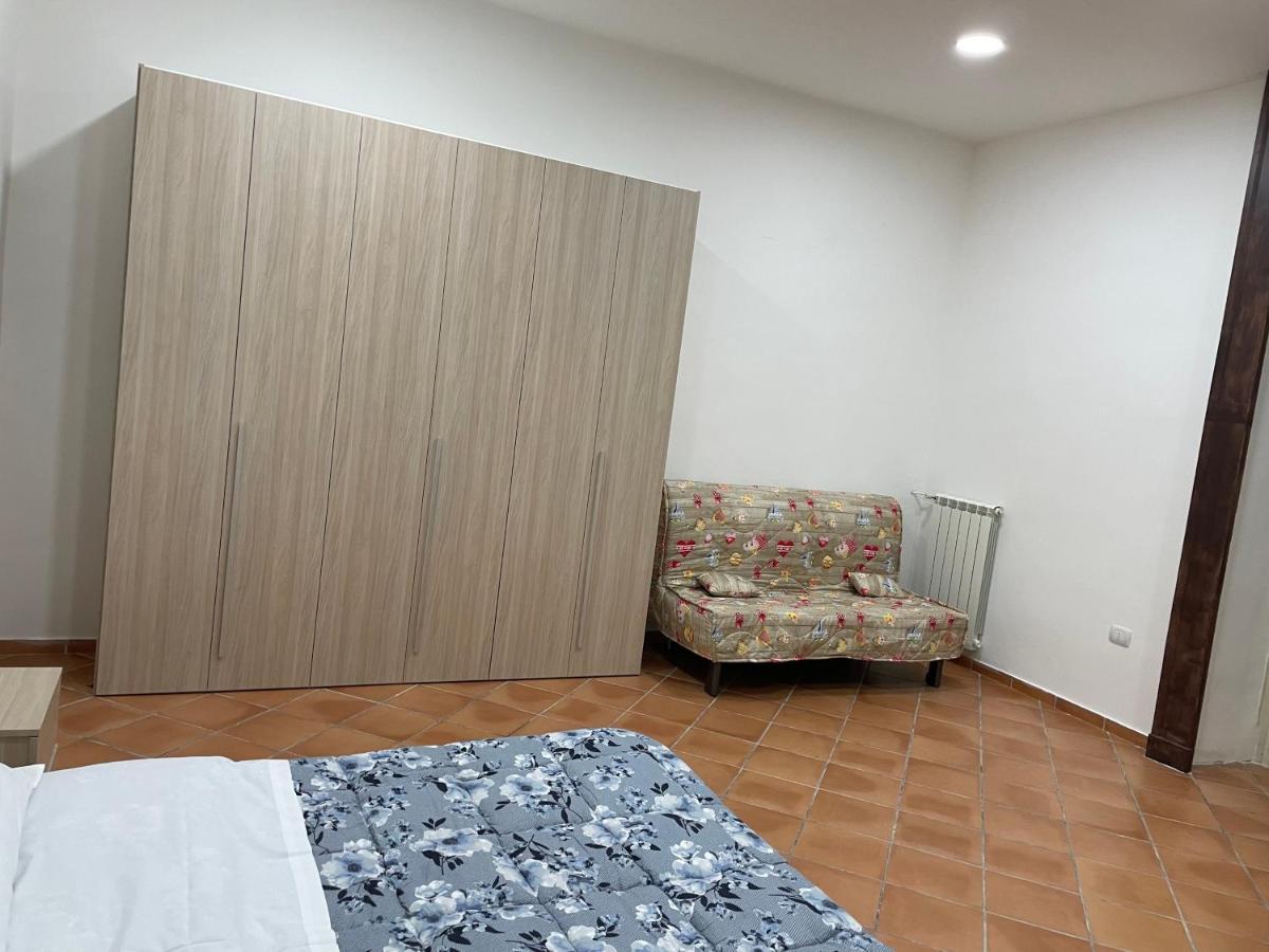Casa Emilia 2 Appartamento Napoli Esterno foto