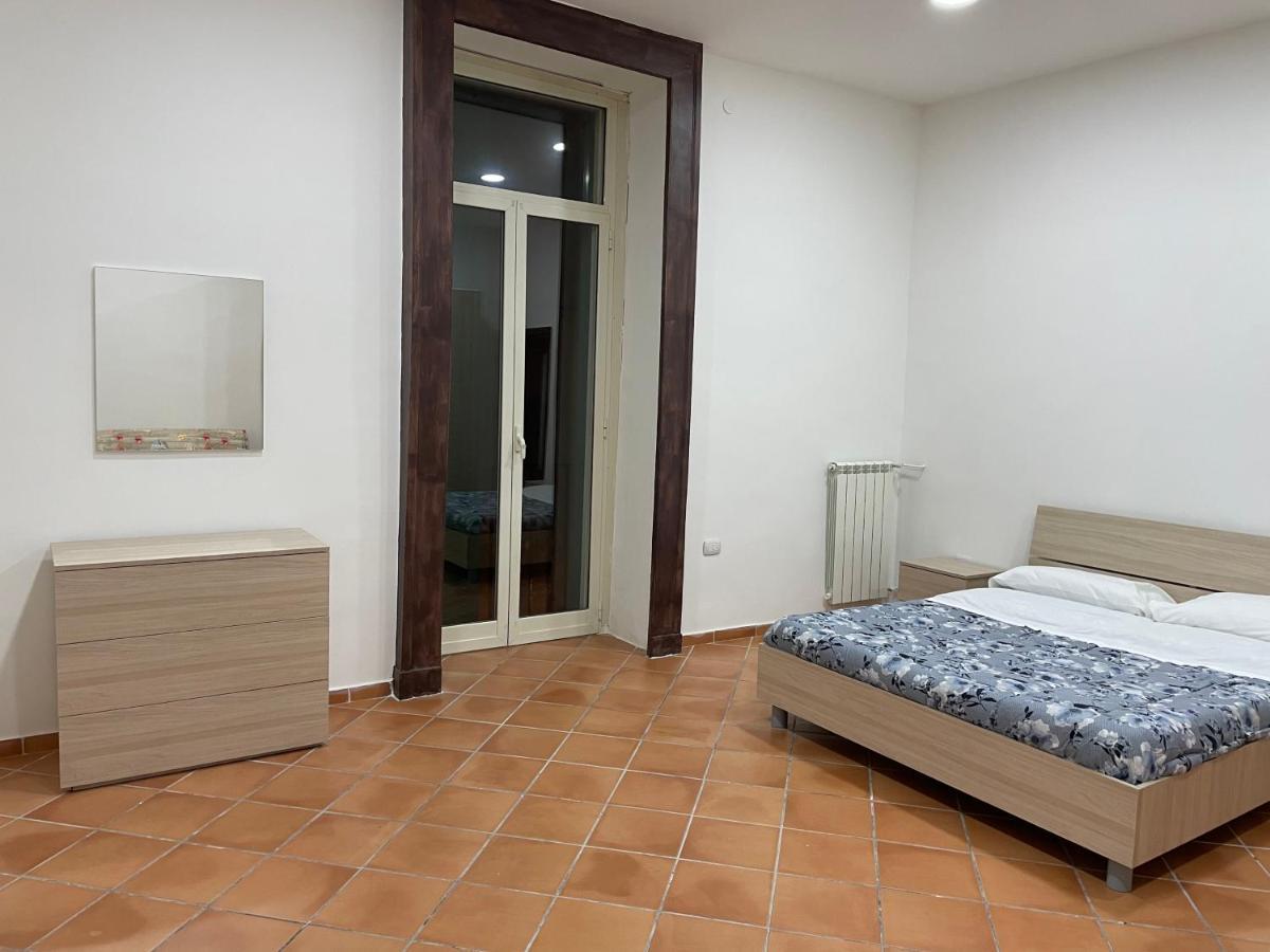 Casa Emilia 2 Appartamento Napoli Esterno foto